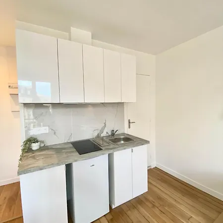 New 447 Welles - Cosy Center Apartmán *