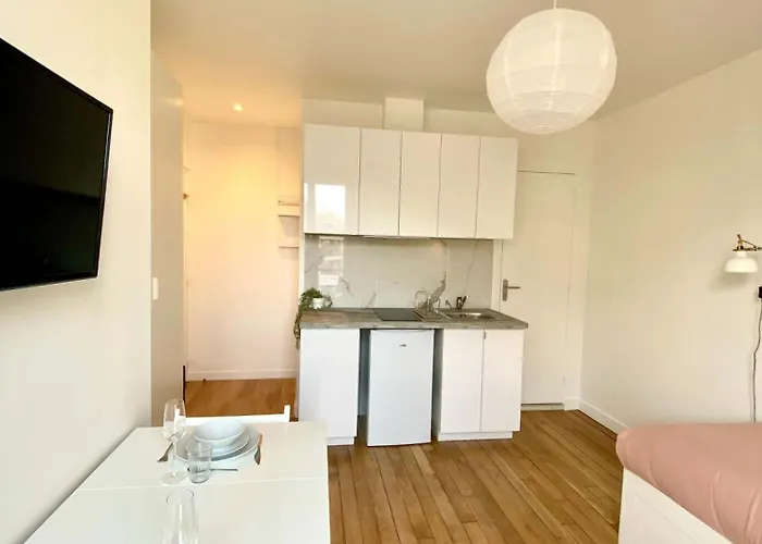 New 447 Welles - Cosy Center Appartement